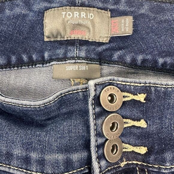 Torrid Denim Super Soft Jegging sz 26 Tall - Picture 4 of 7